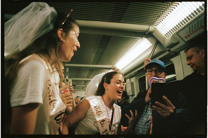 Pensacola Wedding Crashers Bridal Party Tour & Scavenger Hunt - The Experience: What to Expect at Each Step