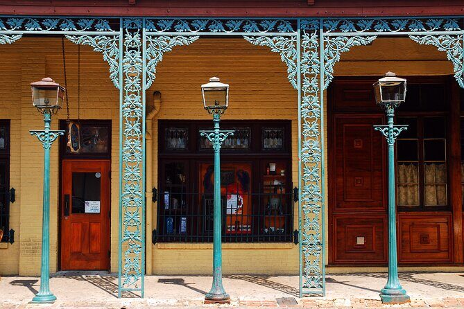Pensacola's Famous Ghosts Smartphone Guided App Walking Tour - An In-Depth Look at the Tour Experience