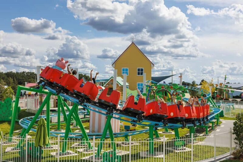 Peppa Pig Theme Park Dallas Fort Worth Entry Ticket - Live Shows and Indoor Cinema