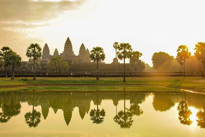 Personalised Angkor Wat Sunrise Off-the-Beaten Track Tour - Exploring the Personalised Angkor Wat Sunrise Off-the-Beaten-Track Tour