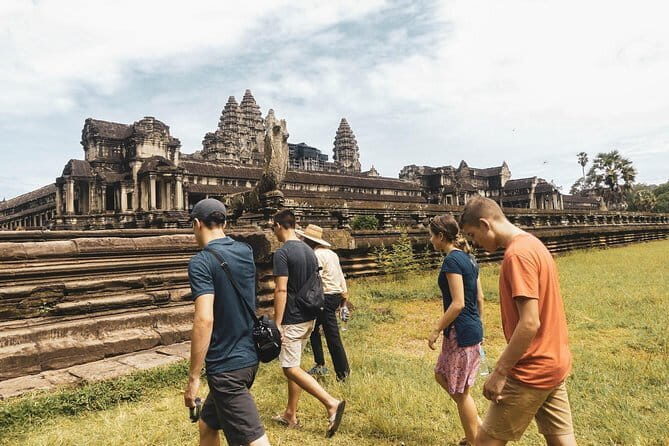 Personalised Angkor Wat Sunrise Off-the-Beaten Track Tour - A Detailed Look at the Experience