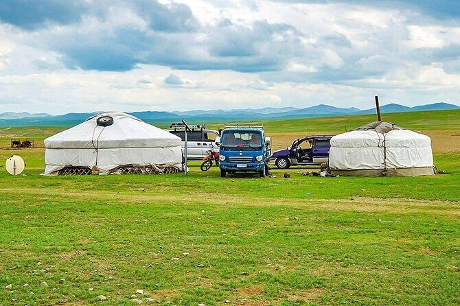 Personalized 12 Days Mongolia Family Tour with Car and Guide - A Deep Dive Into the Itinerary: What to Expect Each Day