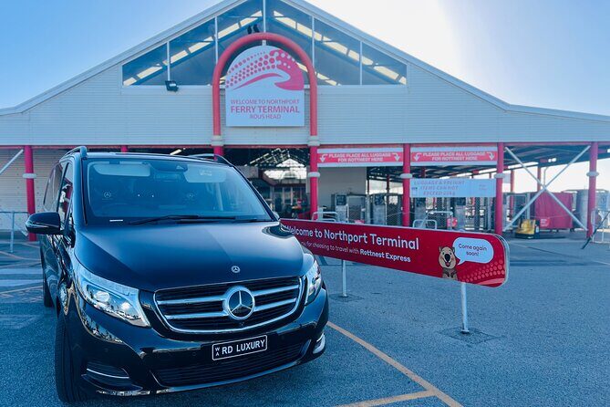 Perth Airport transfer Private Chauffeur - Punctuality and Wait Times: Peace of Mind