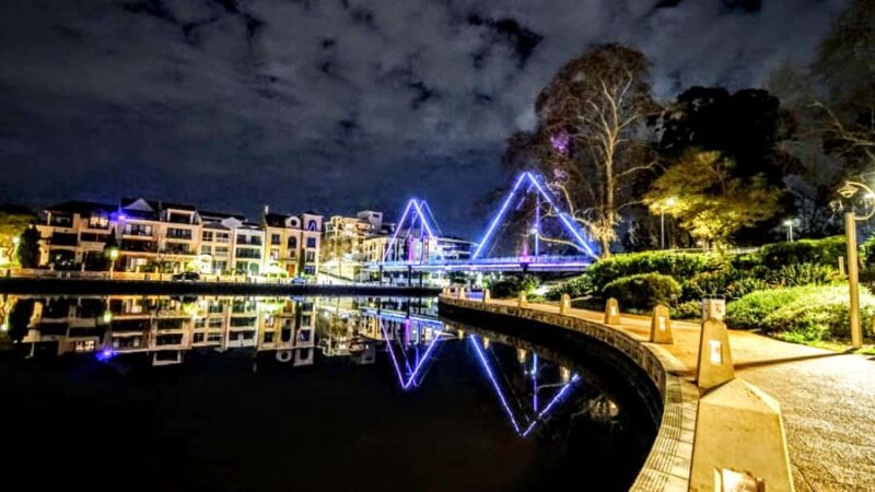 Perth: City of Lights Tour with Dessert - Practical Tips for Travelers