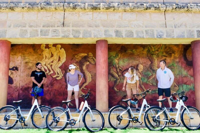 Perth Landmarks & Scenic Foreshore - Guided Bike Tour - Historic Charm at The Old Mill