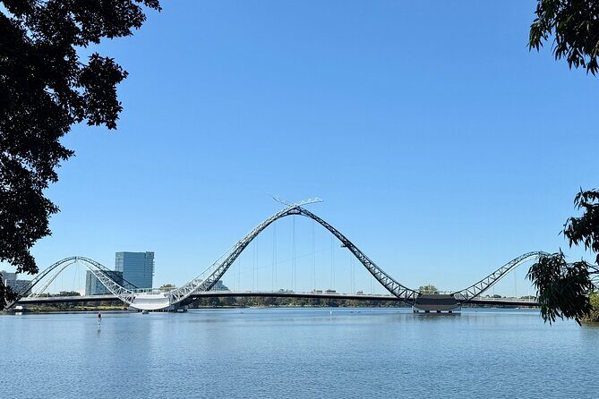 Perth Wide Sightseeing - The Bell Tower and Elizabeth Quay: Starting Strong