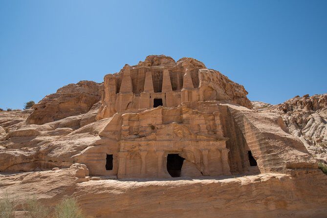 Petra 1 Day Tour from Aqaba - Analyzing the Experience: What You Get and What You Might Miss
