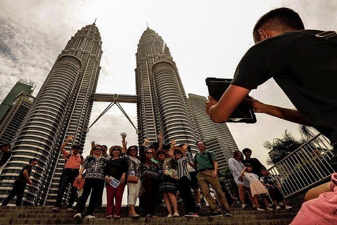 Petronas Twin Tower Ticket Lunch & Round Trip Hotel Transfer - Who Should Book This Tour?