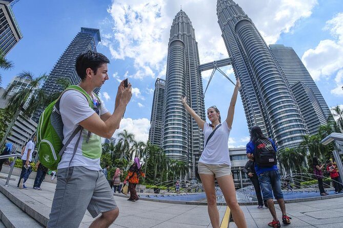 Petronas Twin Tower Tickets & Top Ten Wonder of Kuala Lumpur Tour - Exploring Kuala Lumpur’s Highlights