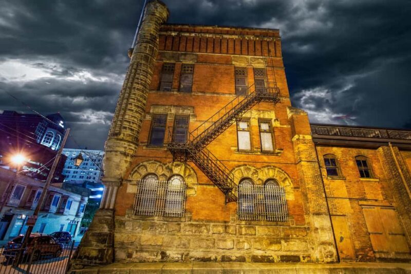 Phantom's Parade on Prospect: Cleveland Ghost Tours - Who Will Love This Tour?