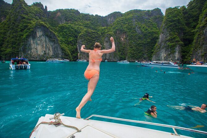 Phi Phi Island Hopping Day Trip by Speed Boat from Phuket - What Travelers Are Saying