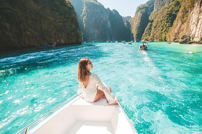 Phi Phi Islands Snorkeling Tour with 7 Stops & Lunch from Phuket - The Experience: What Works Well
