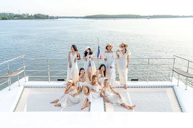 Phi Phi Islands with Sunset Party by Luxury Catamaran from Krabi - FAQ