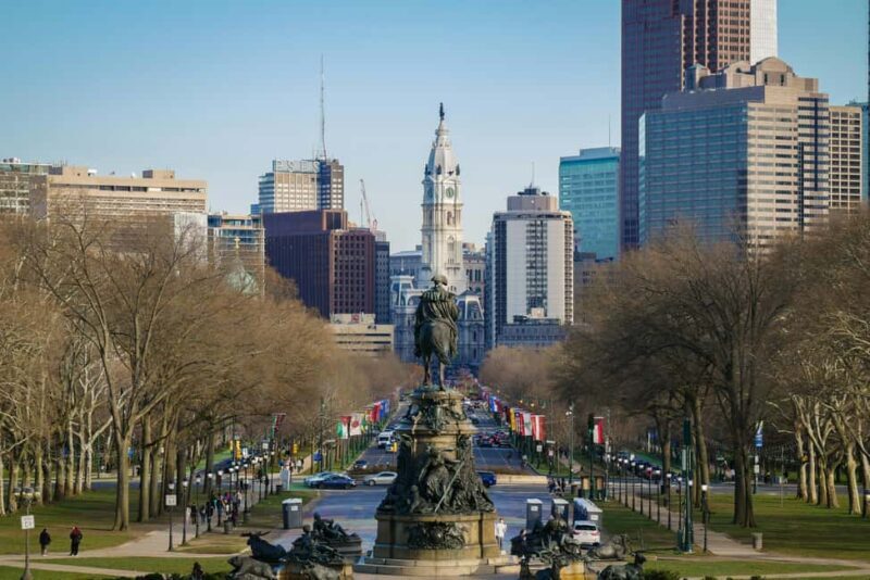 Philadelphia: Highlights, History, Food & Pop Culture - A Practical Look at the Tour Experience