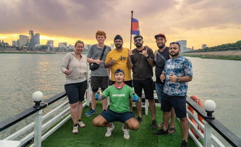 Phnom Penh: Bike & Boat Guided Tour included Snacks & Beers - FAQ