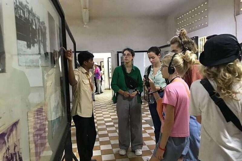 Phnom Penh: killing field & Toul Sleng genocide museum Tour - Key Points