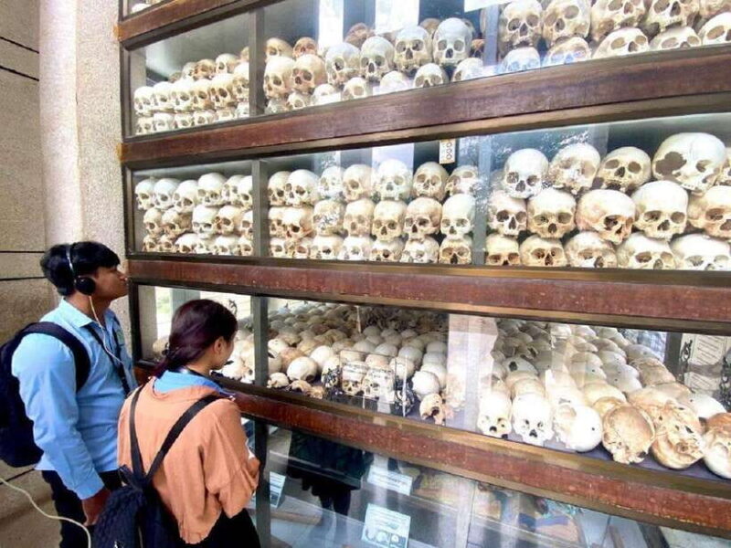 Phnom Penh: Killing Fields and Prison S21 Bus Tour - Key Points