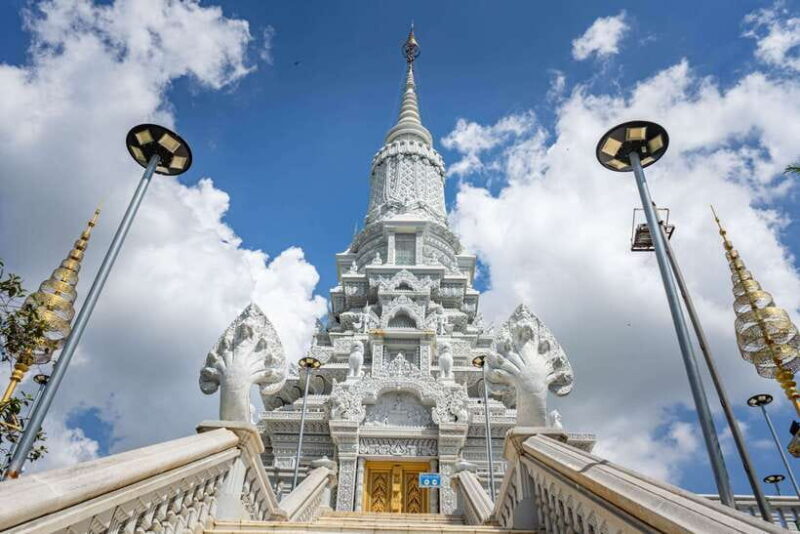 Phnom Penh: Phnom Oudong & Koh Chen Village - Lunch include - Key Points