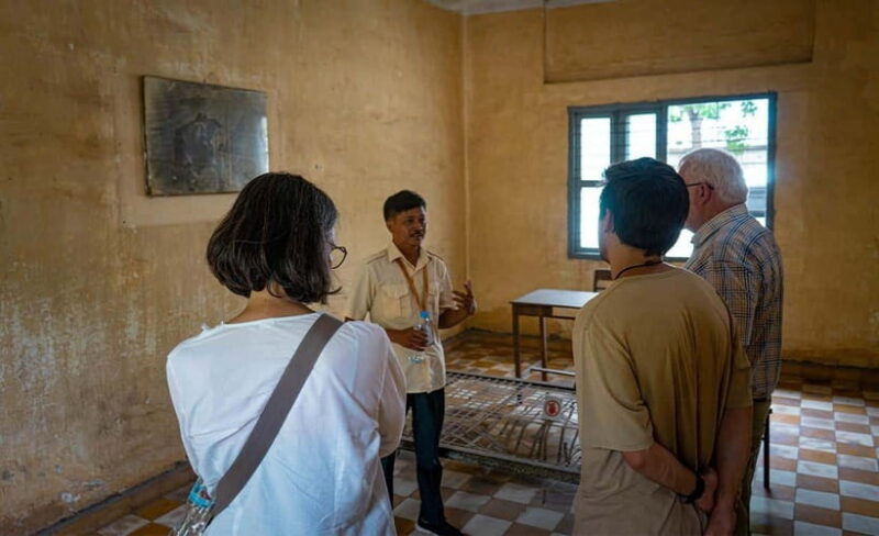 Phnom Penh :S21 Tuol Sleng Museum & Killing Field Tour - Emotional and Practical Considerations