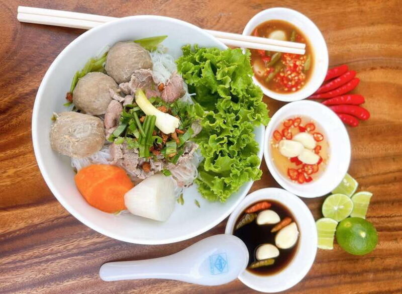 Phnom Penh: Street Art & Food Tour by Tuk-Tuk - What Makes This Tour Stand Out?