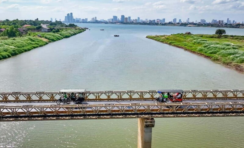 Phnom Penh to Silk Island By Tuk-Tuk with local Expert - The Sum Up