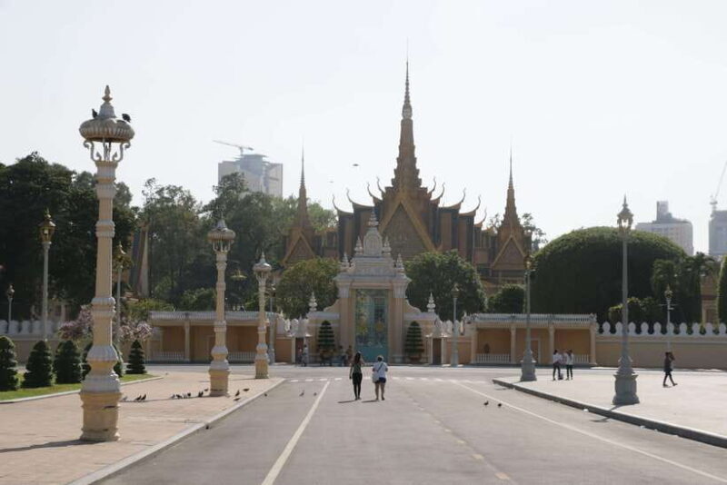 Phnom Penh Tour with English Tuk Tuk Driver - A Closer Look at the Phnom Penh Tuk Tuk Tour