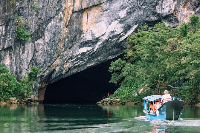 PHONG NHA CAVE- PARADISE CAVE FULL DAY FROM DONG HOI or PHONG NHA - Why This Tour Is a Great Choice