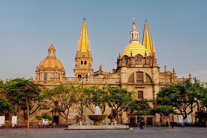 Photographer, Professional Photo Shoot - Guadalajara - What to Expect from a Photographic Tour in Guadalajara