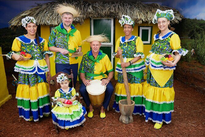 Photoshoot Activity with Traditional Curacao Attire - A Closer Look at the Experience