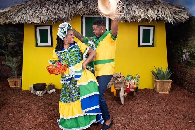 Photoshoot Activity with Traditional Curacao Attire - FAQ