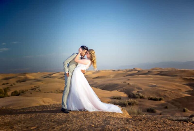 Photoshoot with Moroccan Traditional outfit in Agafay Desert - Key Points