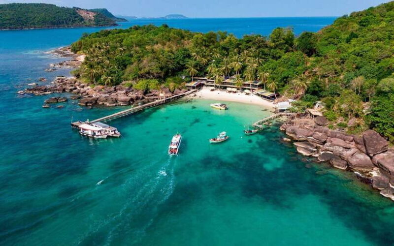Phu Quoc Four Islands by Canoe and Enjoy Cable Car - The Transport and Guides