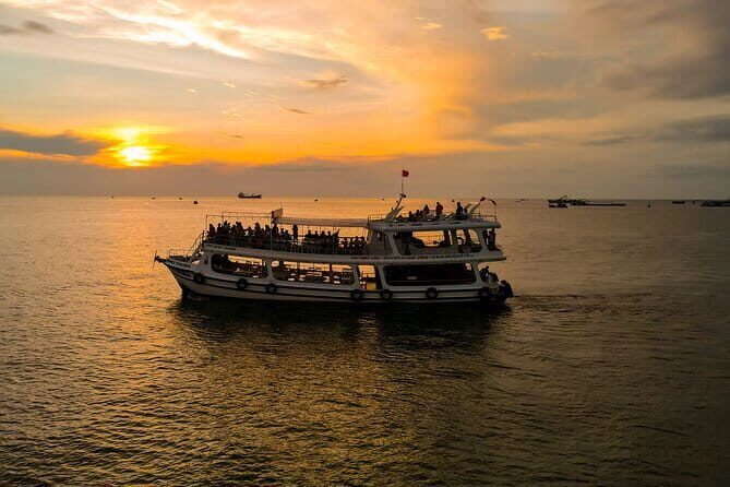 Phu Quoc Half-Day Tour with Sunset BBQ & Night Squid Fishing - Detailed Breakdown of the Itinerary