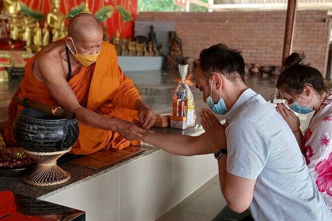 Phuket City Tour Sights Tastes Cultural Experience - Spiritual Sights: Wat Chalong