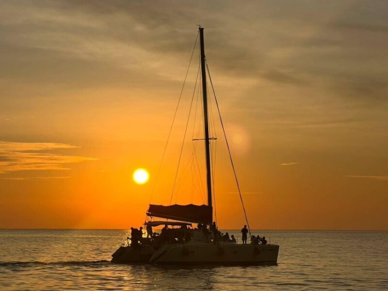 Phuket: Coral Island & Sunset Dinner by Sailing Catamaran - The Sunset Dinner: A Feast with a View