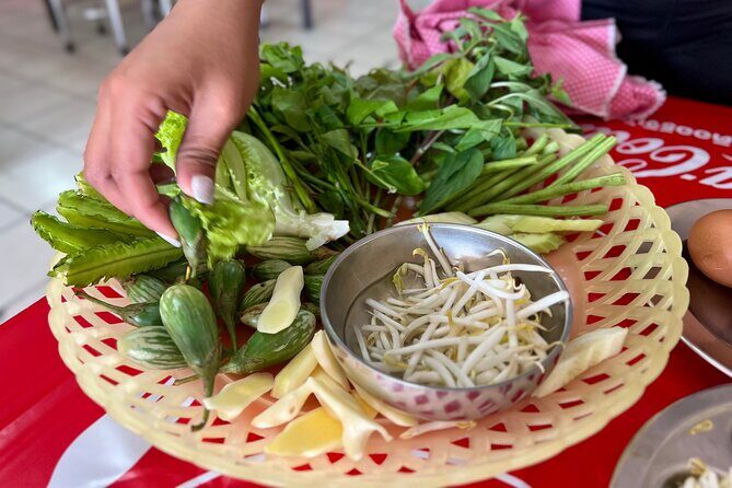 Phuket Old Town Food Tour with 10+ Locals' Favorites Tastings - The Authenticity and Value of This Tour