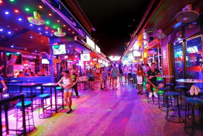 Phuket: Sunset, Beach, and Nightlife Tour with Local Food - Detailed Review: What to Expect on This Phuket Sunset, Beach, and Nightlife Tour