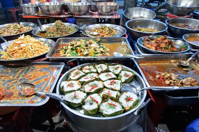 Phuket weekend market - Key Points