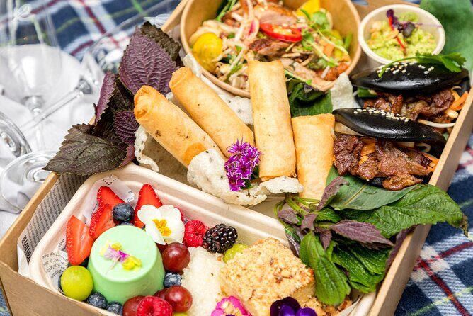 Picnic in the Royal Botanic Gardens for 2 - FAQ