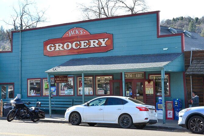 Pies & Pickaxes: A Historic Walking Tour of Julian, CA - Historic Mercantile and Miners Diner