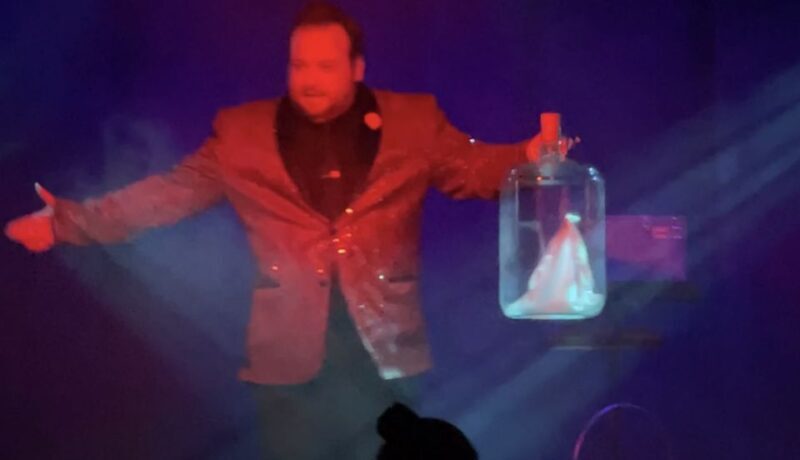 Pigeon Forge: Steven Best's Unbelievable Magic Show - An Honest Look at Steven Bests Magic Show in Pigeon Forge
