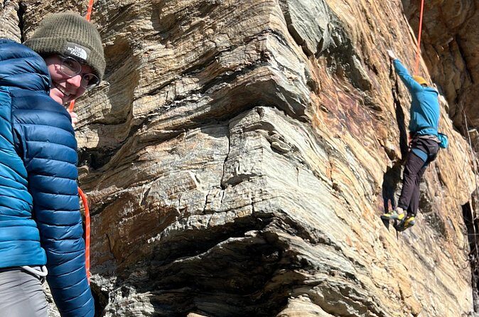 Pilot Mountain Rock Climb with a Certified Guide - FAQ