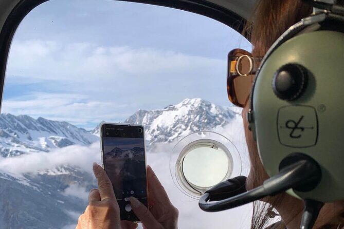 Pilots Choice: 2 Glaciers & Snow Landing 35min - Practical Details and Considerations
