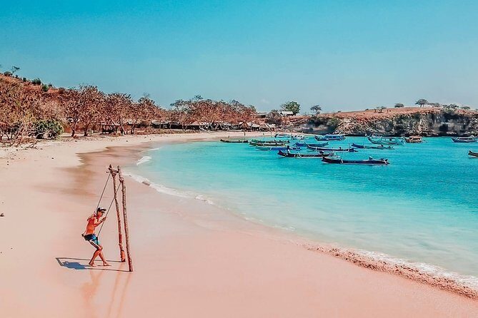 Pink Beach and Southeast Gili Islands Private Tour Full Day - Discovering the Pink Beaches and Southeast Gili Islands Private Tour