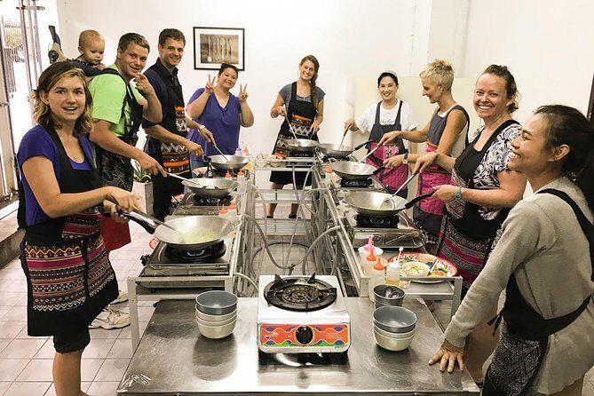 Pink Chili - Thai Cooking Class and Market Tour in Bangkok - Who Should Consider This Tour?
