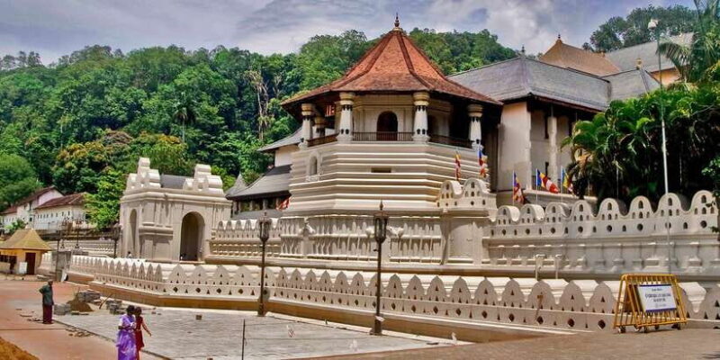 Pinnawala & Kandy Day Tour from Negombo - What We Like About This Tour