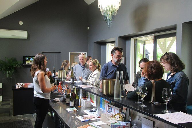 "Pinot to Palliser tour" - Guided tour to Cape Palliser vith lunch + winetasting - FAQ