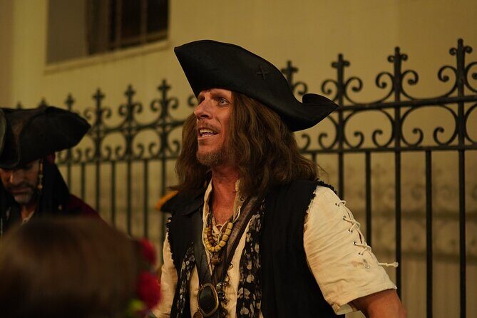 Pirate Pub Crawl in New Orleans - A lively glimpse into New Orleans’ darker side: the Pirate Pub Crawl