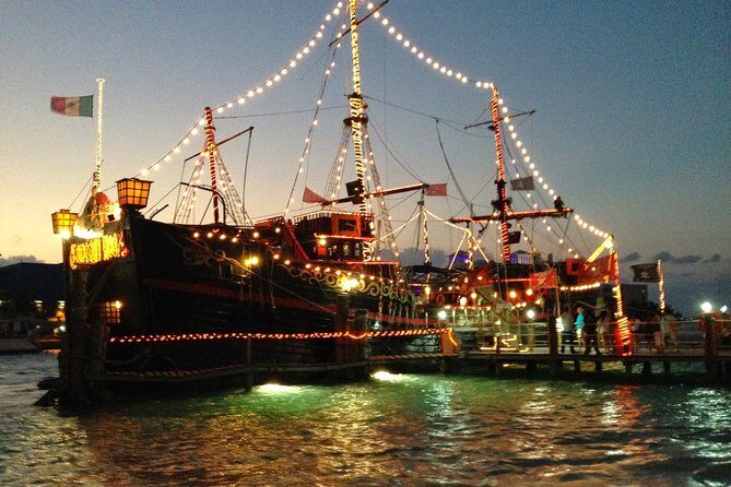 Pirate Shop & Dinner at Cancun! Drinks, Adventure and Fun - A Deep Dive into the Pirate Dinner Cruise Experience