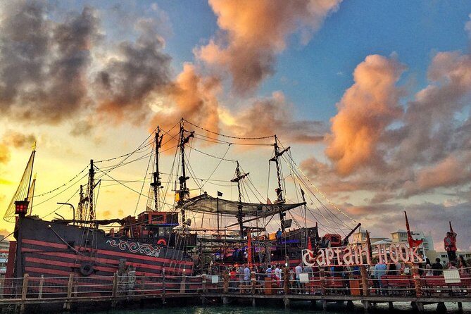 Pirate Shop & Dinner at Cancun! Drinks, Adventure and Fun - The Sum Up
